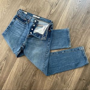 Levi's Wedgie Straight High Rise Blue Button Fly Classic Jeans Women’s size 25